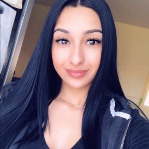 Meet your Posher, Kim